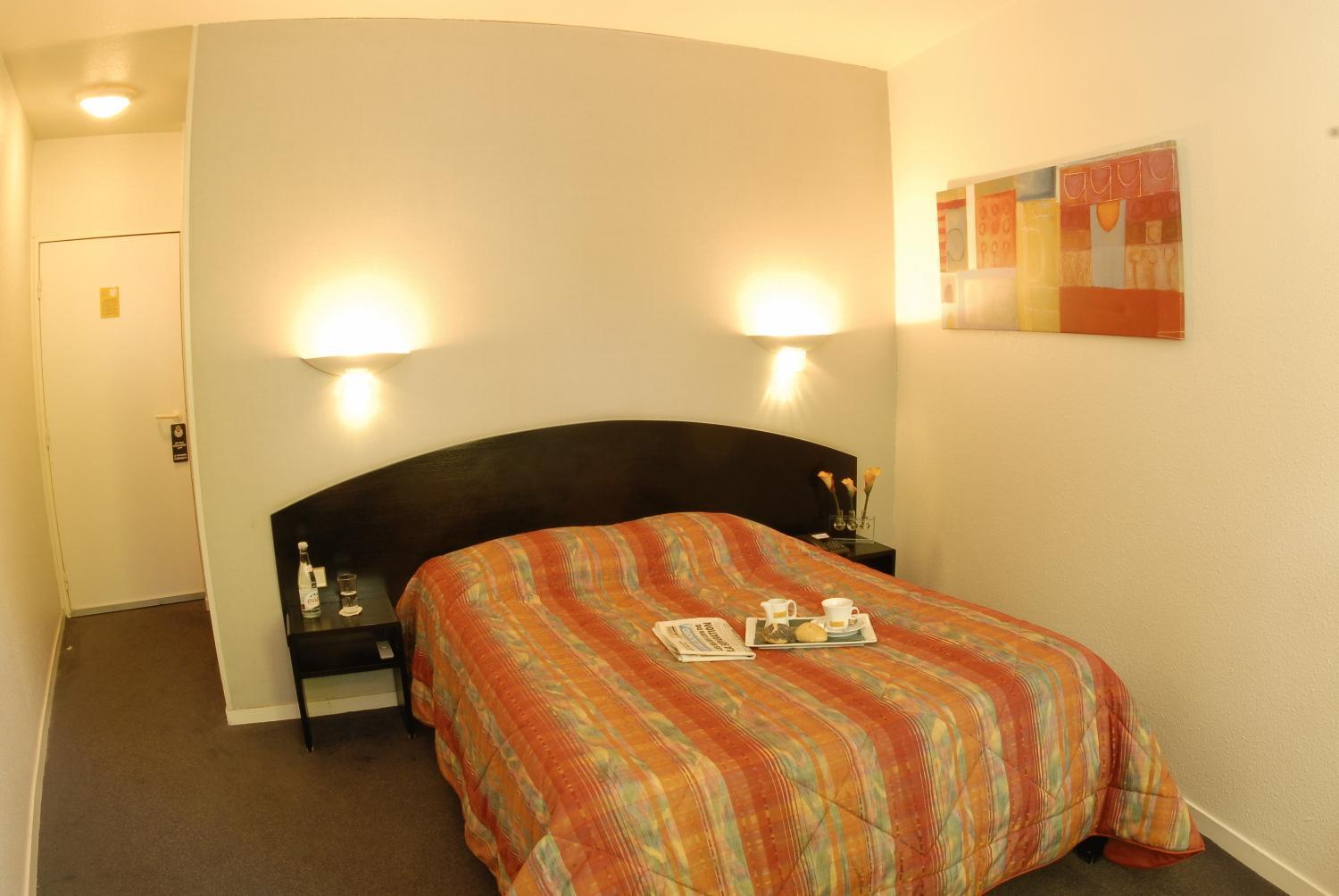 Hotel Agena Faches-Thumesnil ภายนอก รูปภาพ