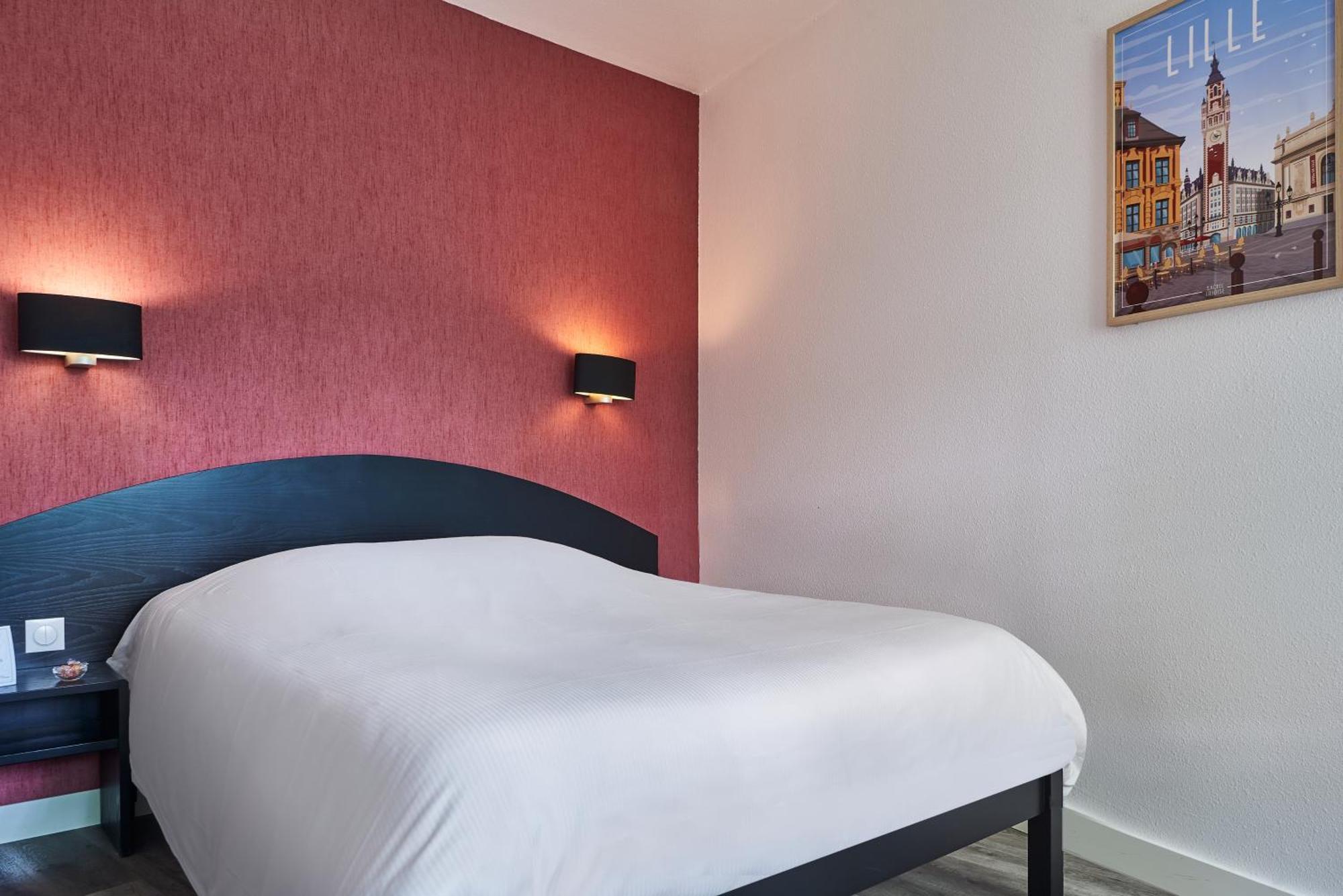 Hotel Agena Faches-Thumesnil ภายนอก รูปภาพ